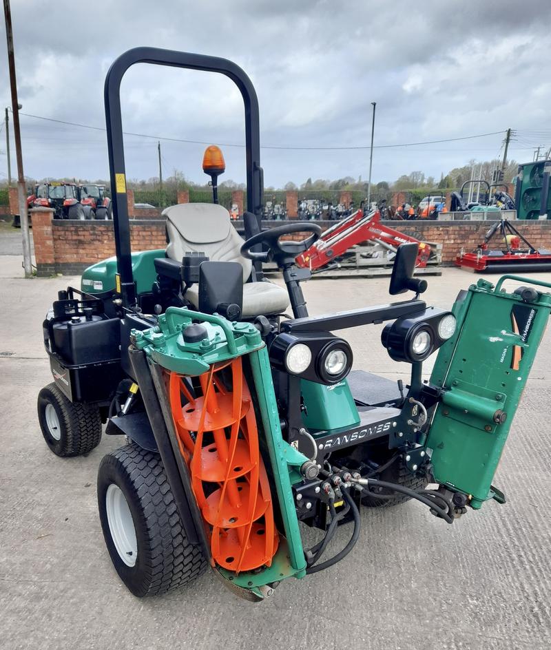 RANSOMES PARKWAY 3 TRIPLE CYLINDER